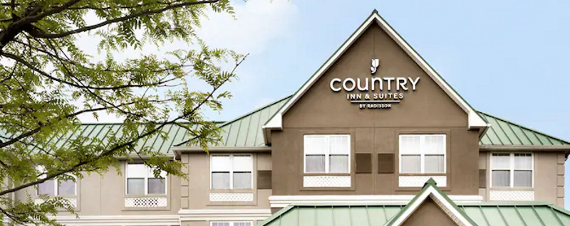 County Inn and Suites by Radisson Louisville East